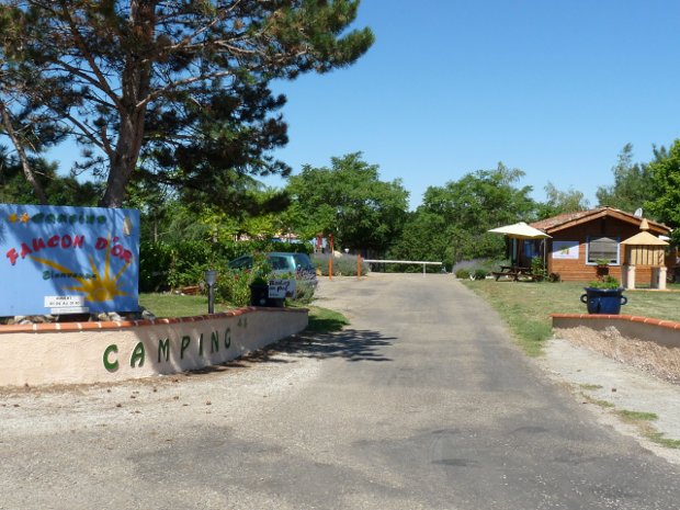 Entrée du camping de Montricoux Tarn-et-Garonne Sud-Ouest accueil